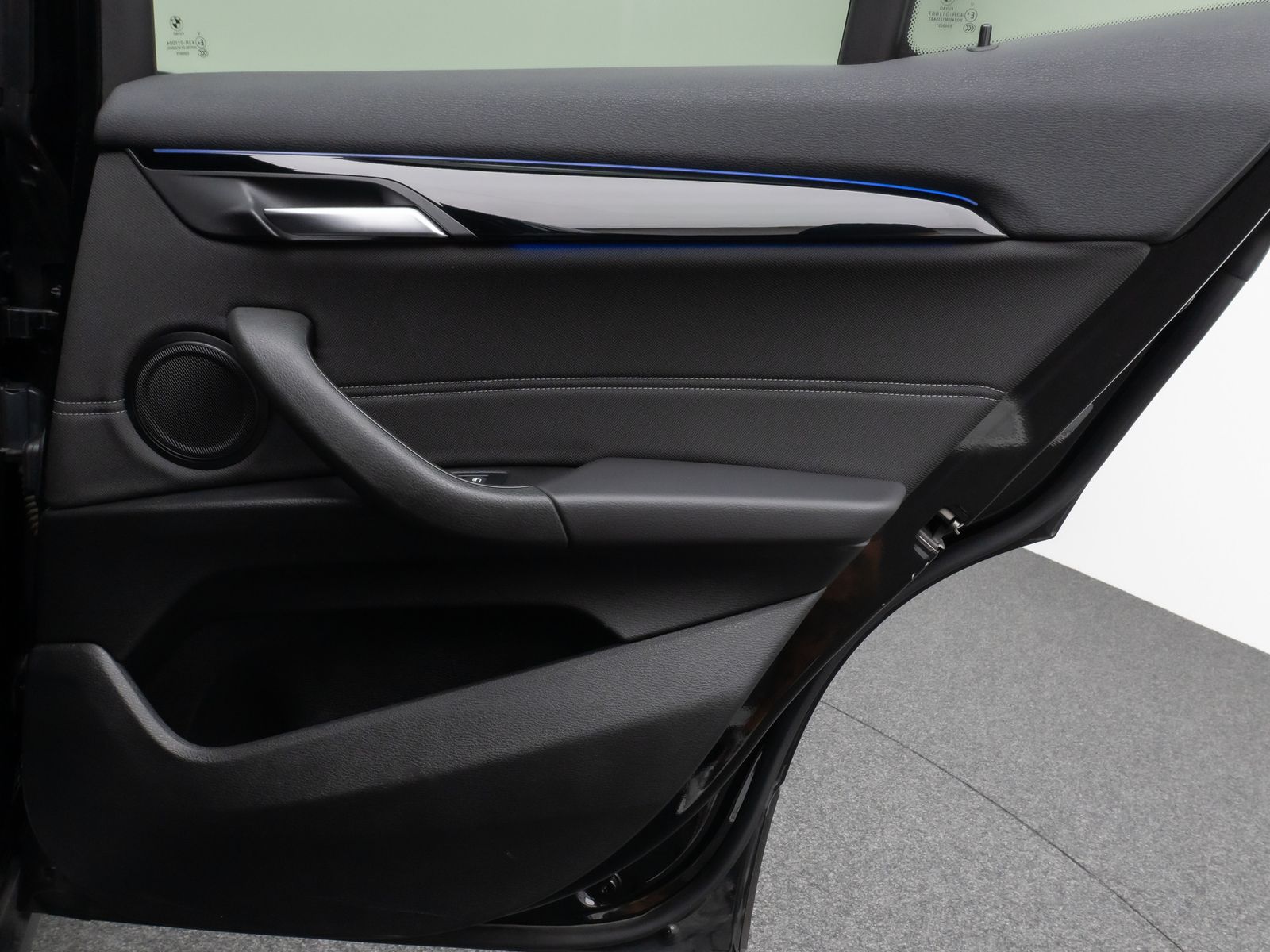 Fahrzeugabbildung BMW X2 sD18d Kamera DAB LED Geschwindigkeitsr Sport