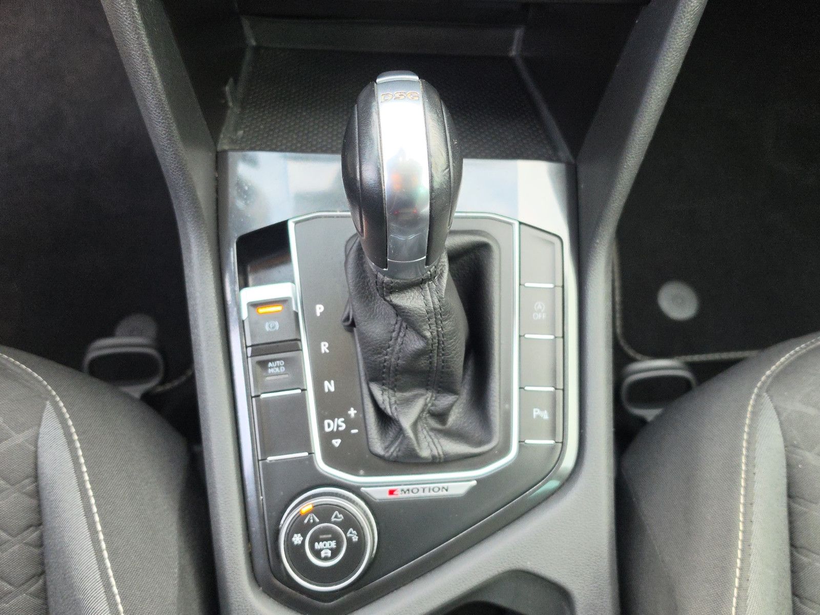 Fahrzeugabbildung Volkswagen Tiguan Join 4Motion ALLRAD AUTOMATIK