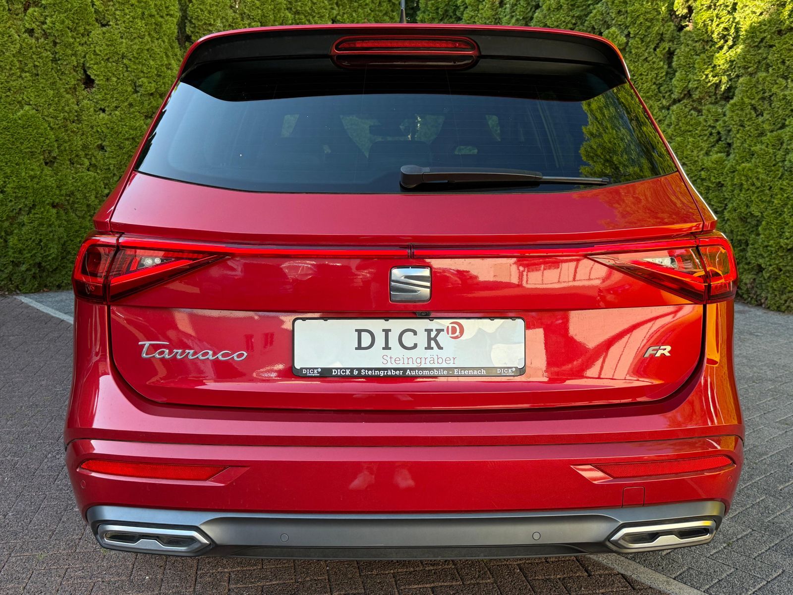 Fahrzeugabbildung SEAT Tarraco 2.0TDI DSG FR LED+NAV+ACC+CARPl+SHZ+MEMO