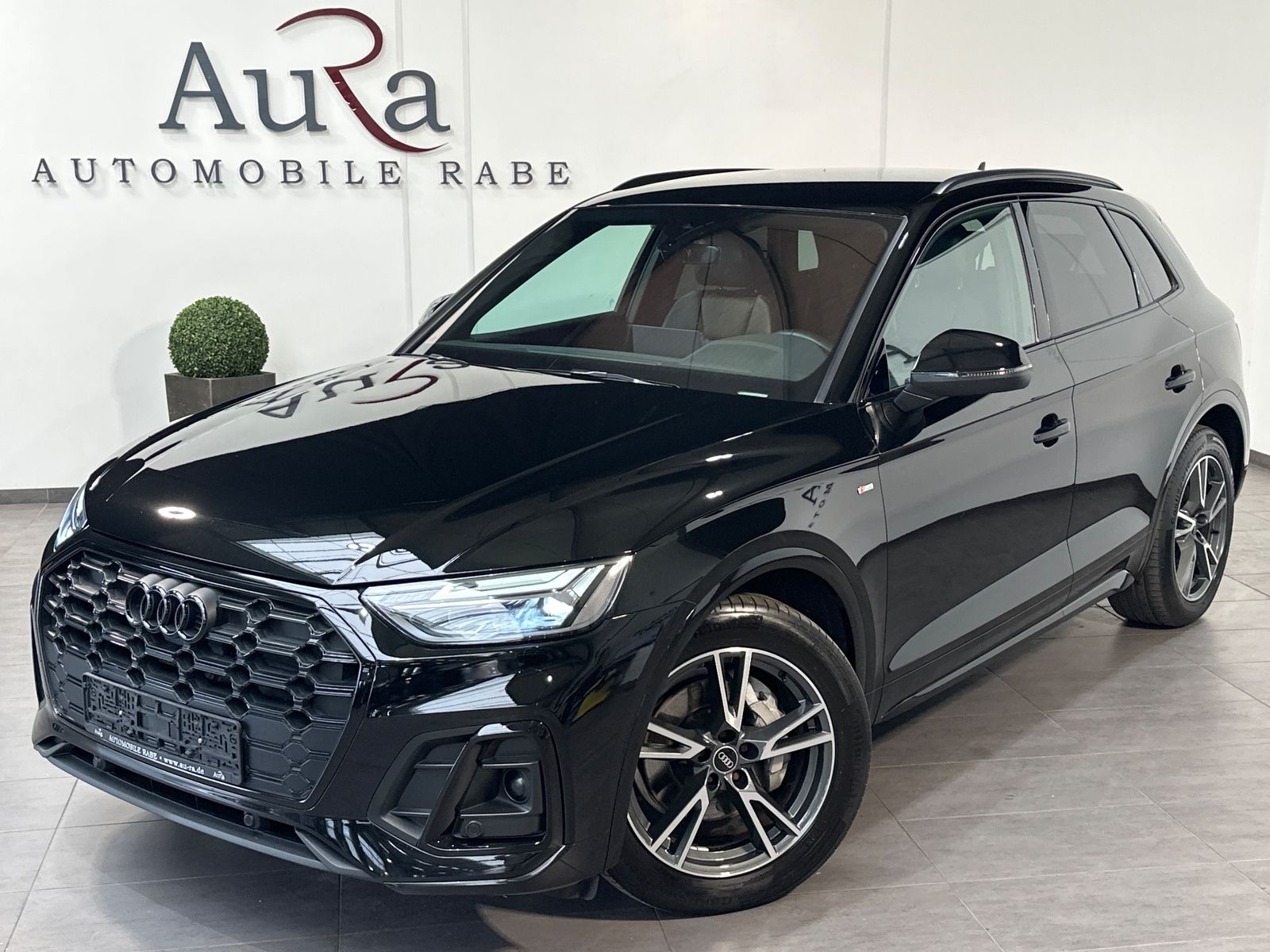 Audi Q5 35 TDI S-Line Black NAV+LED+ACC+KAMERA+AHK+VC imagem 2