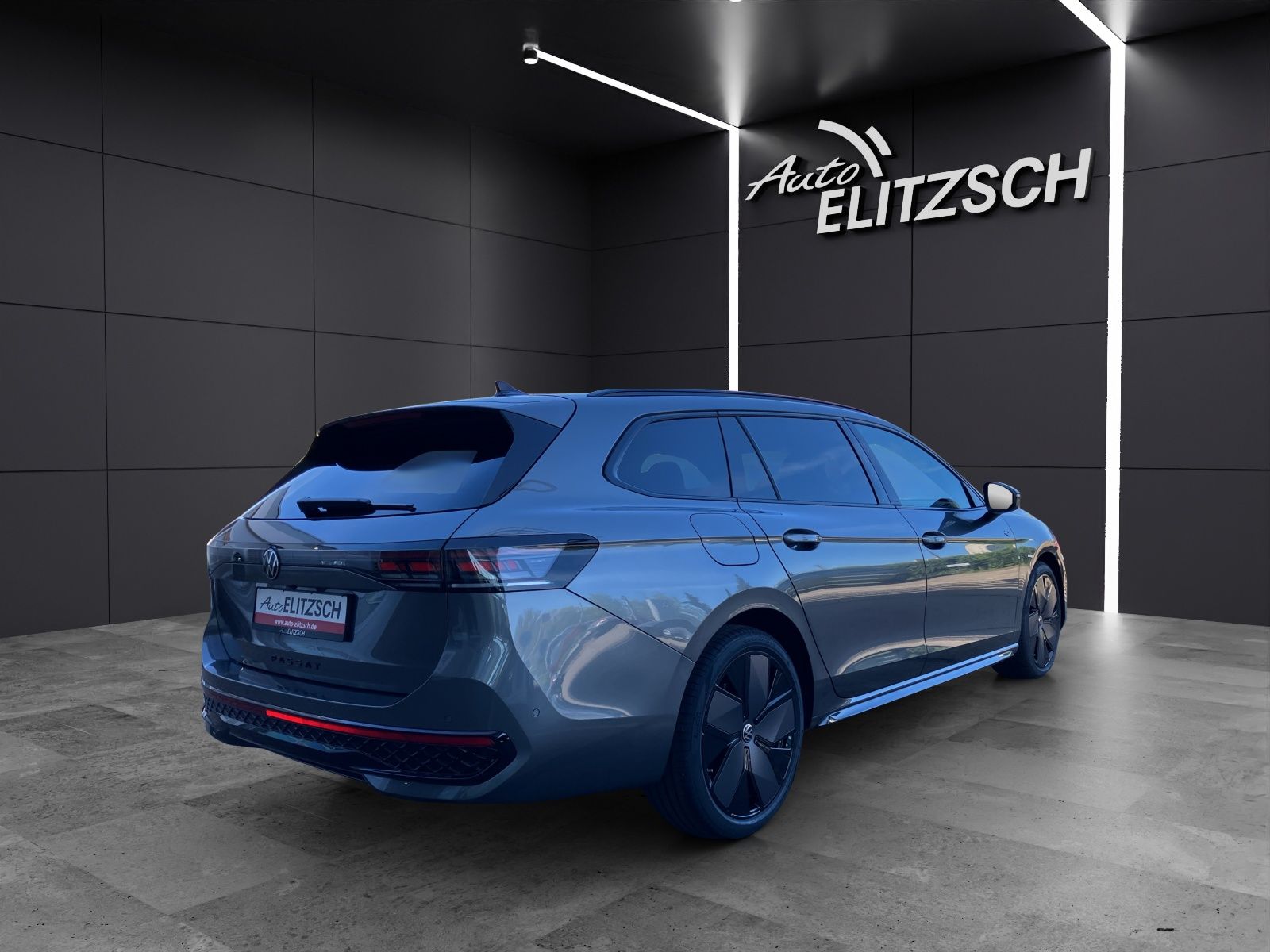 Fahrzeugabbildung Volkswagen Passat Variant TDI R-Line DSG Matrix 4M Navi AHZ