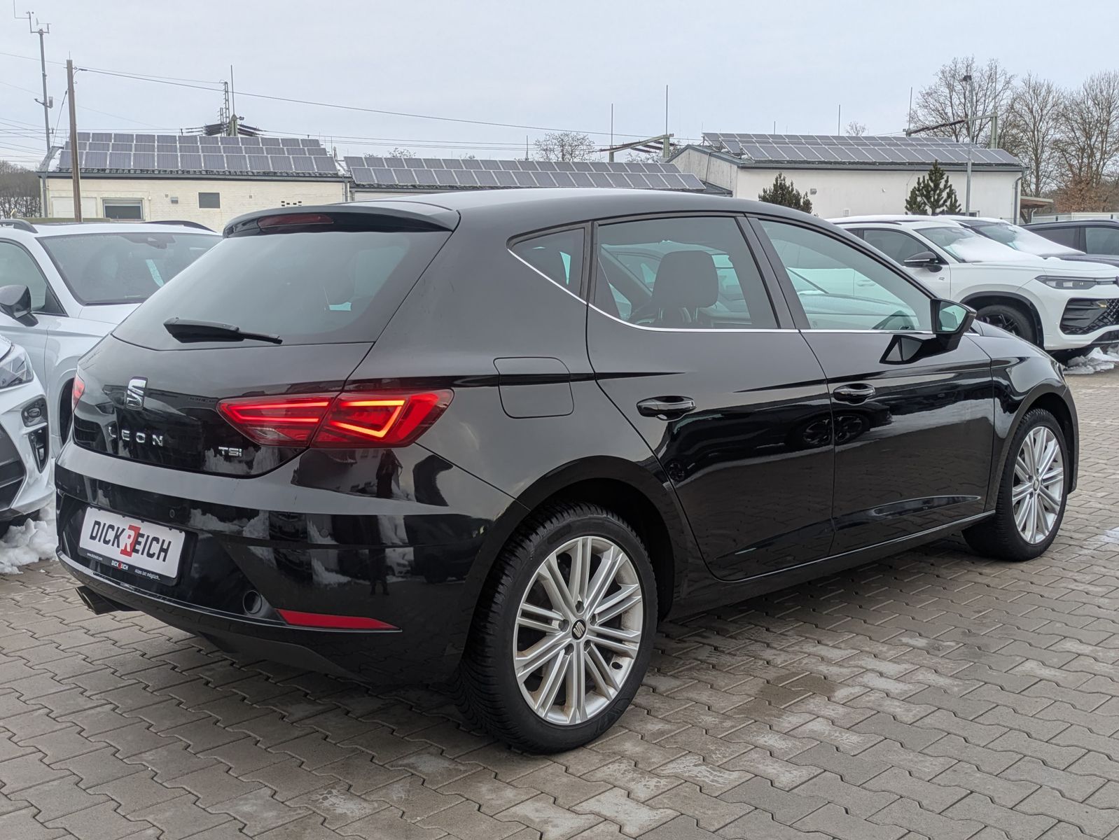 Fahrzeugabbildung SEAT Leon 1.4 TSI Xcellence LED*TEMP*PDC*APP*SOUND