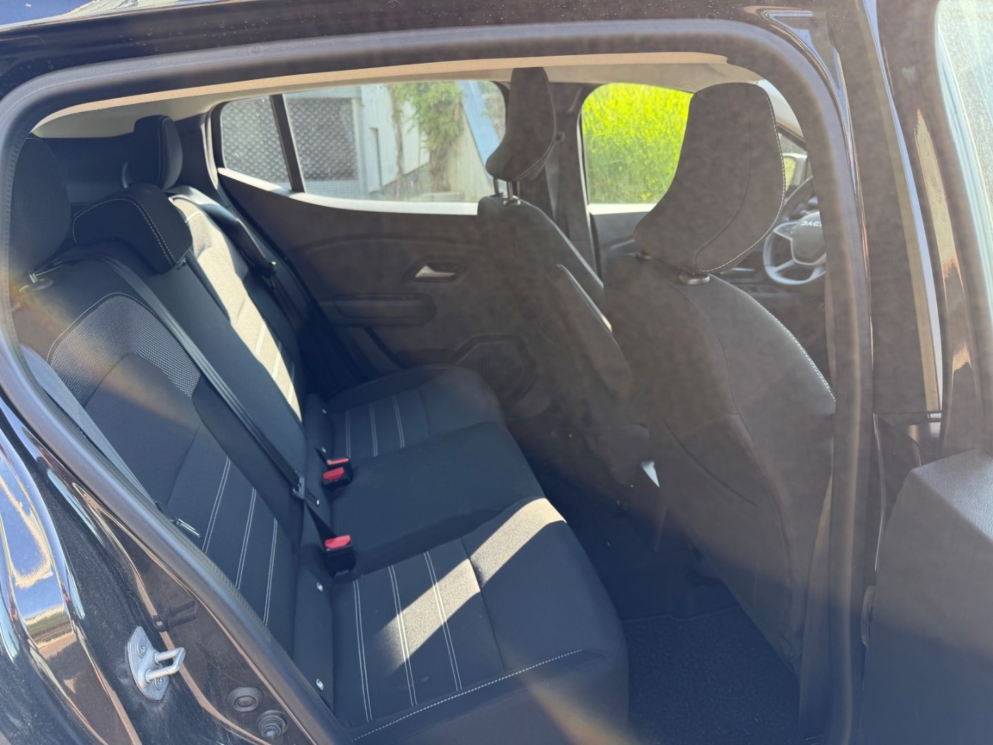Fahrzeugabbildung Dacia Sandero III Expression 1.0 TCe 90 CVT EU6e LED K