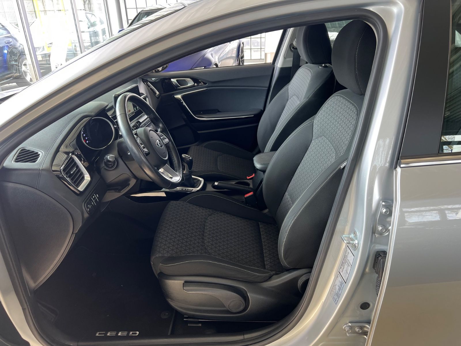 Fahrzeugabbildung Kia cee'd / Ceed Vision *LED*NAVI*CARPLAY*KAMERA*