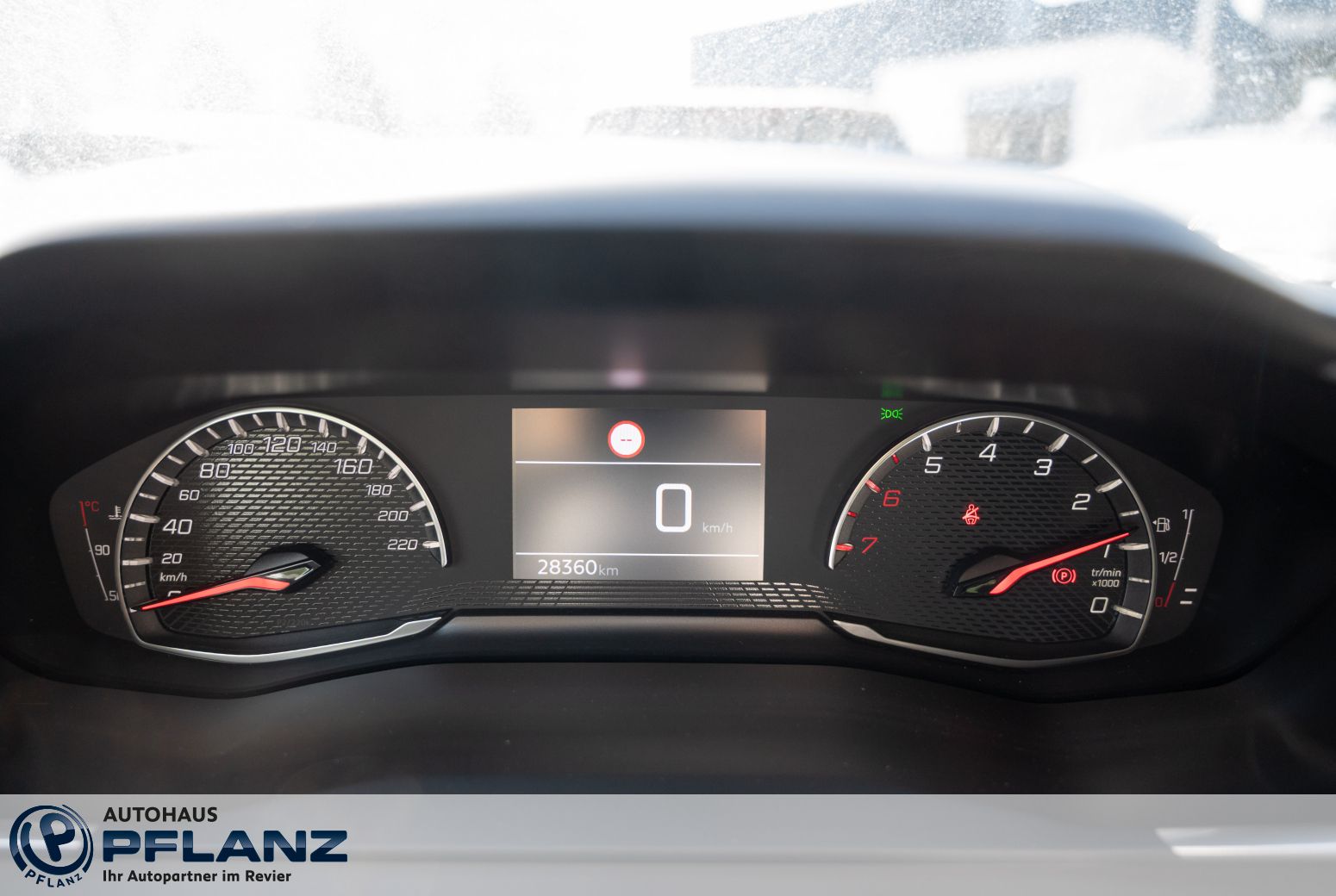 Peugeot 2008 - Bild 12