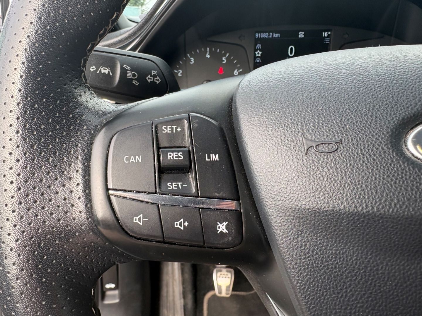 Fahrzeugabbildung Ford Fiesta ST-Line Sitzheizung Lenkradheizung DAB