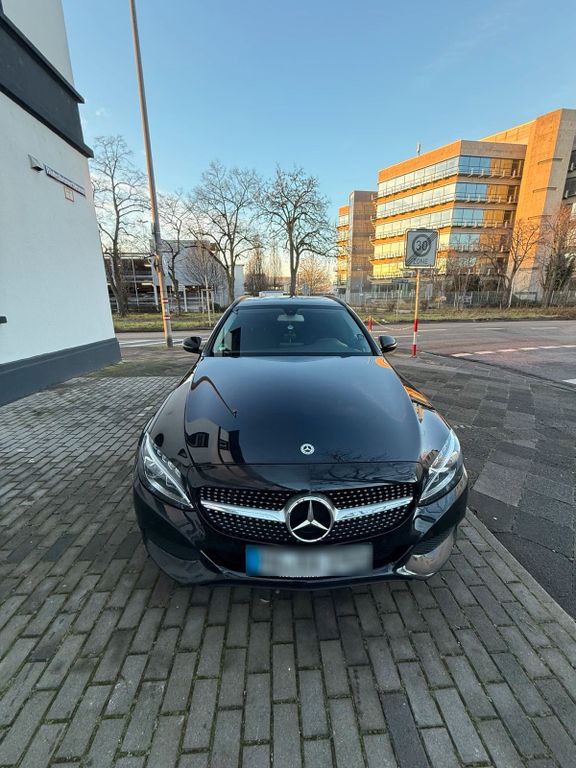 Image of Mercedes-Benz C 200