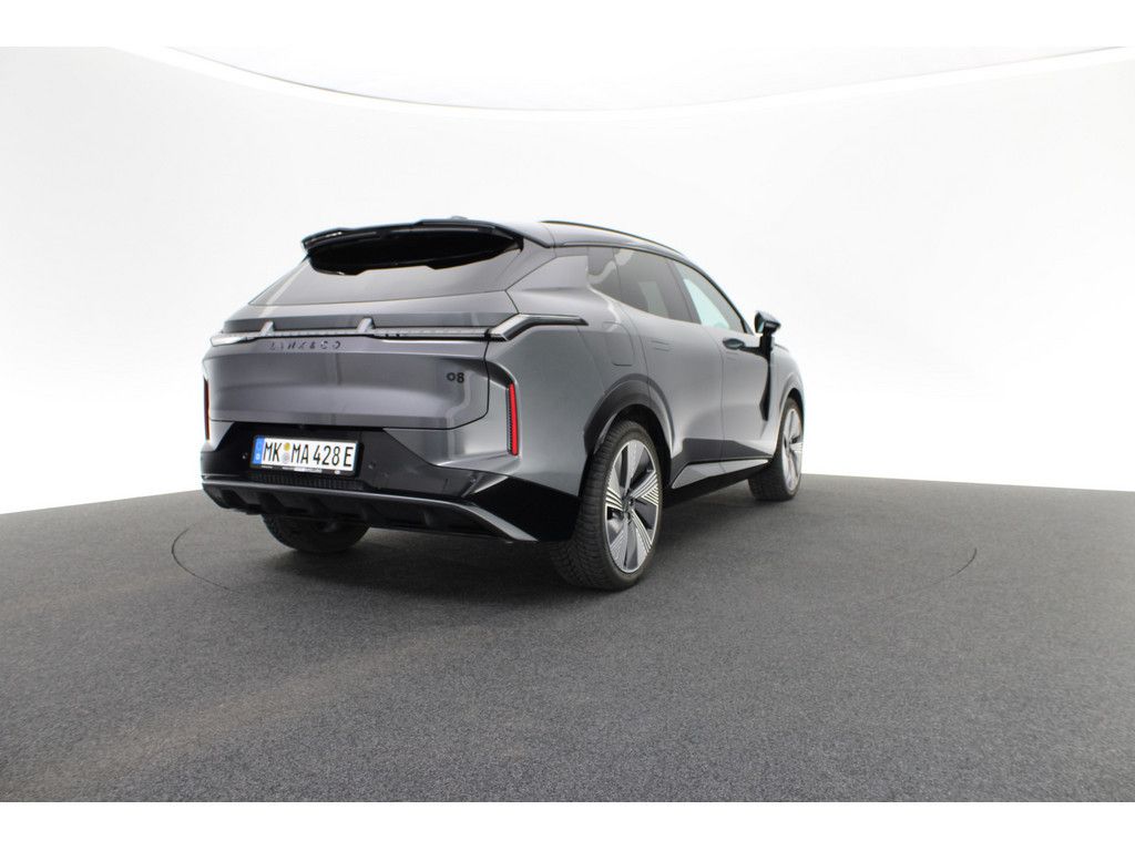 Lynk & Co 08