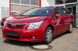 Toyota Avensis Combi Sol 1.8 Valvematic - gebrauchte Toyota Avensis aus dem Jahr 2010