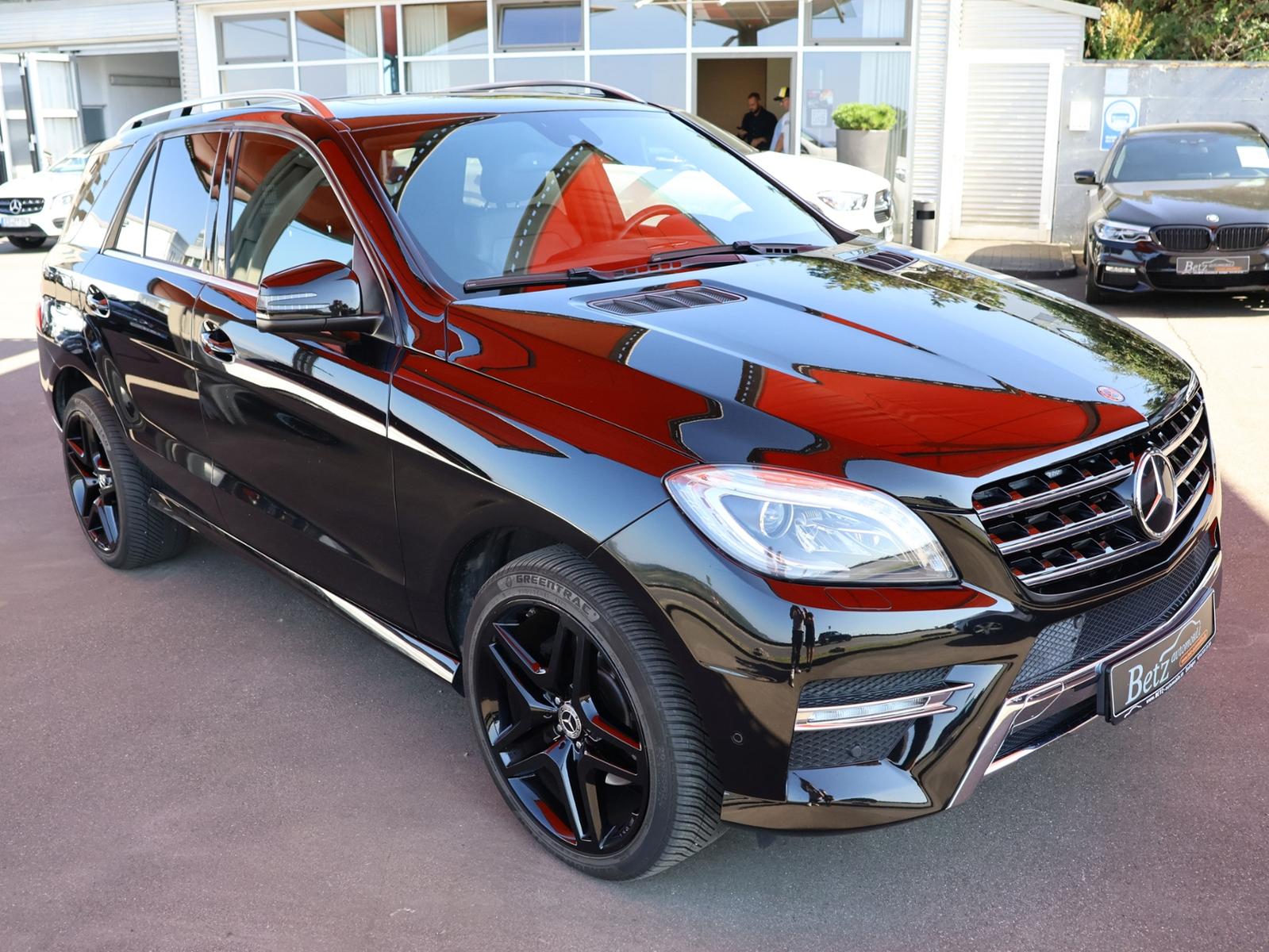 Mercedes-Benz ML 350 4M CDI LEDER CAM AMG 21" GSD