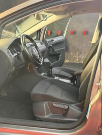 Volkswagen Golf - 5