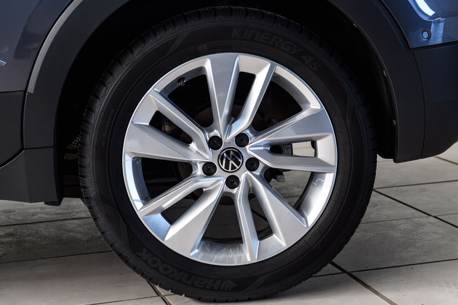 Fahrzeugabbildung Volkswagen T-Cross Goal 1.0 TSI DSG LED+AHK+NAVI+ACC+APP