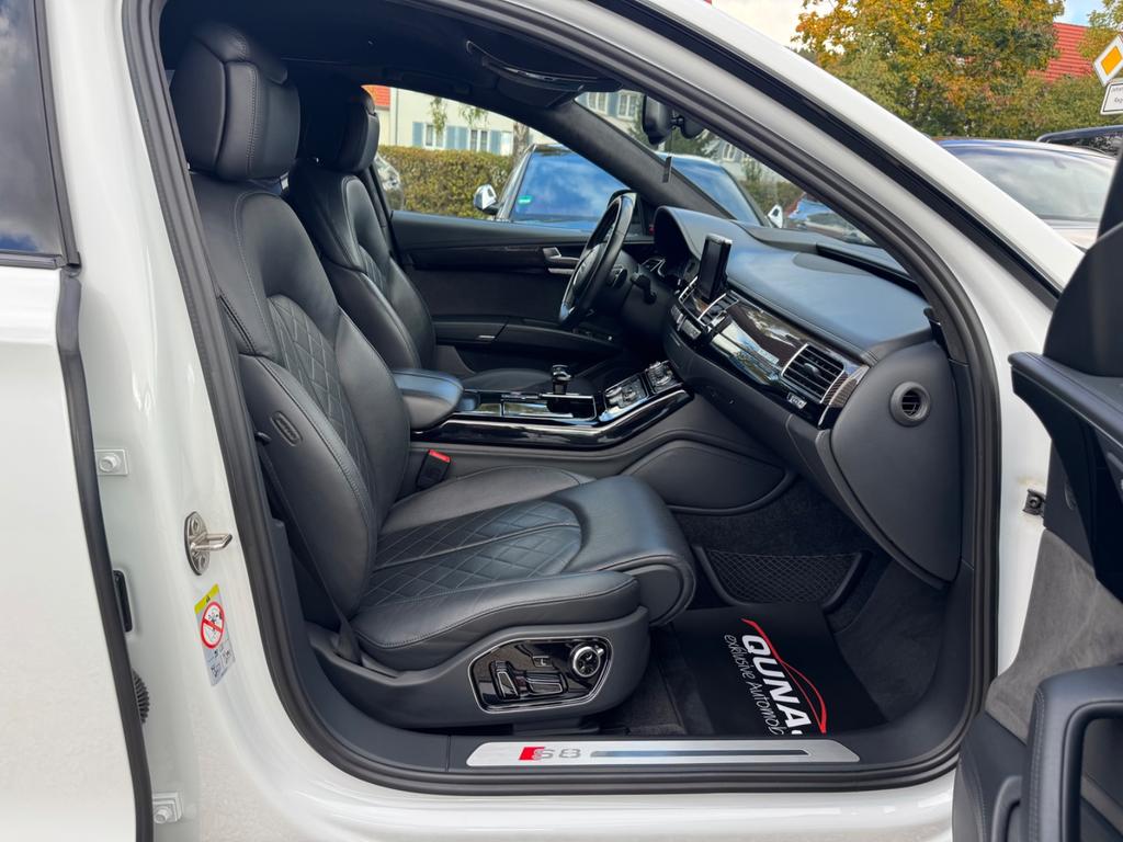 Audi S8