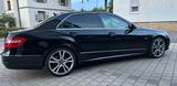 Mercedes-Benz E 200 NGT BlueEFFICIENCY AVANTGARDE Aut. AVA... - Mercedes-Benz E 200: Ngt Blueefficiency