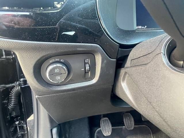 Fahrzeugabbildung Opel Corsa F GS 1.2 Turbo 74KW SHZ, Navi, PDC, Kamera