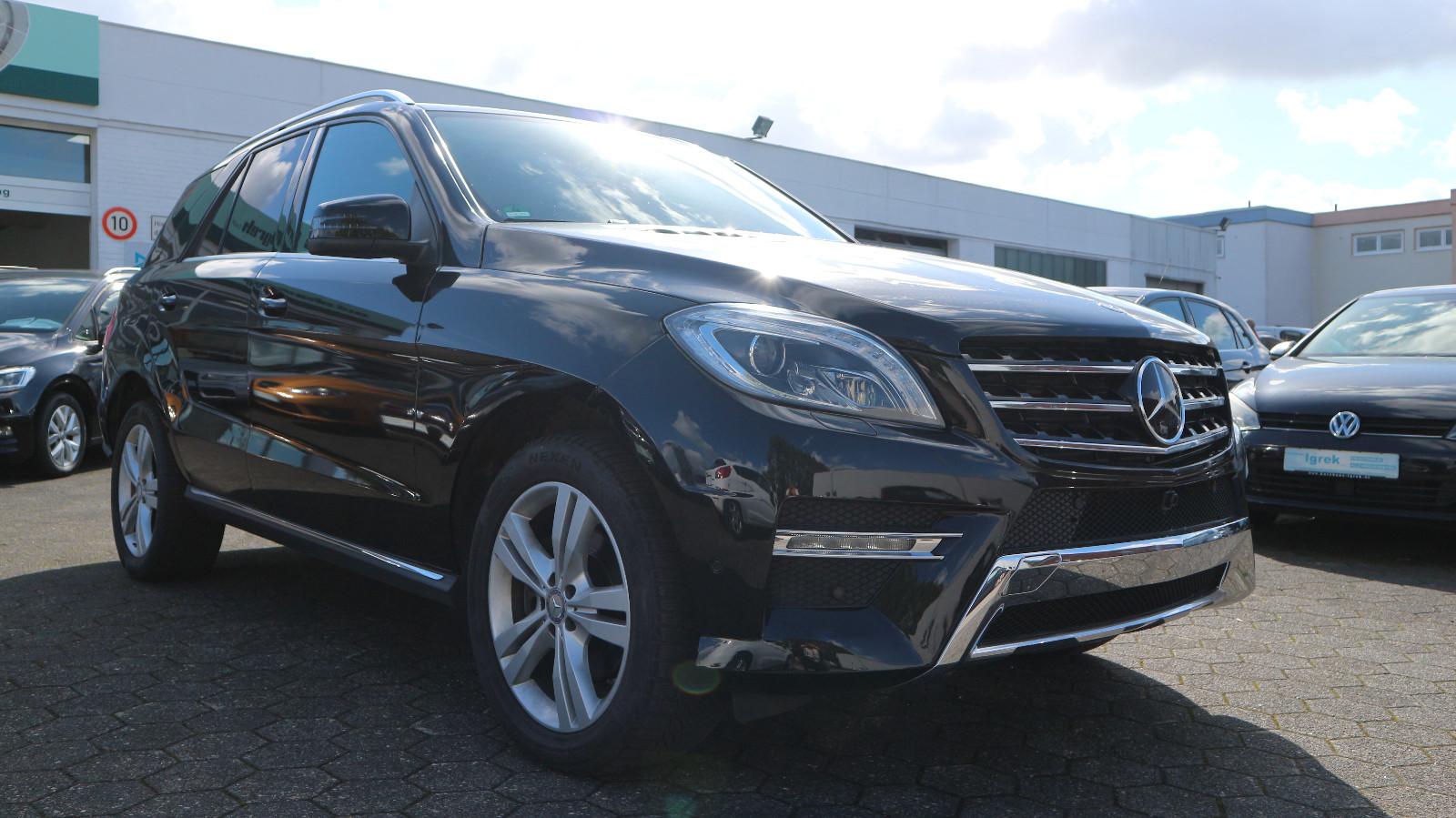Mercedes-Benz ML 350 CDI BlueTec 4Matic AHK/Leder/NAVI/Xenon..