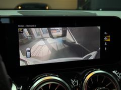 MERCEDES-BENZ GLB 35 AMG*CAM*AMBIENTE*AHK*ACC*NIGHT*SOUND*LED*