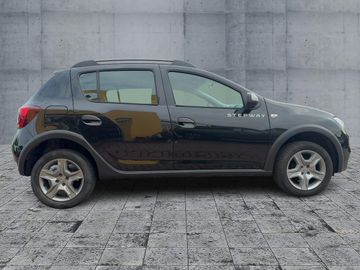 Dacia Sandero Stepway Prestige TCe 90 PS Navigationssy