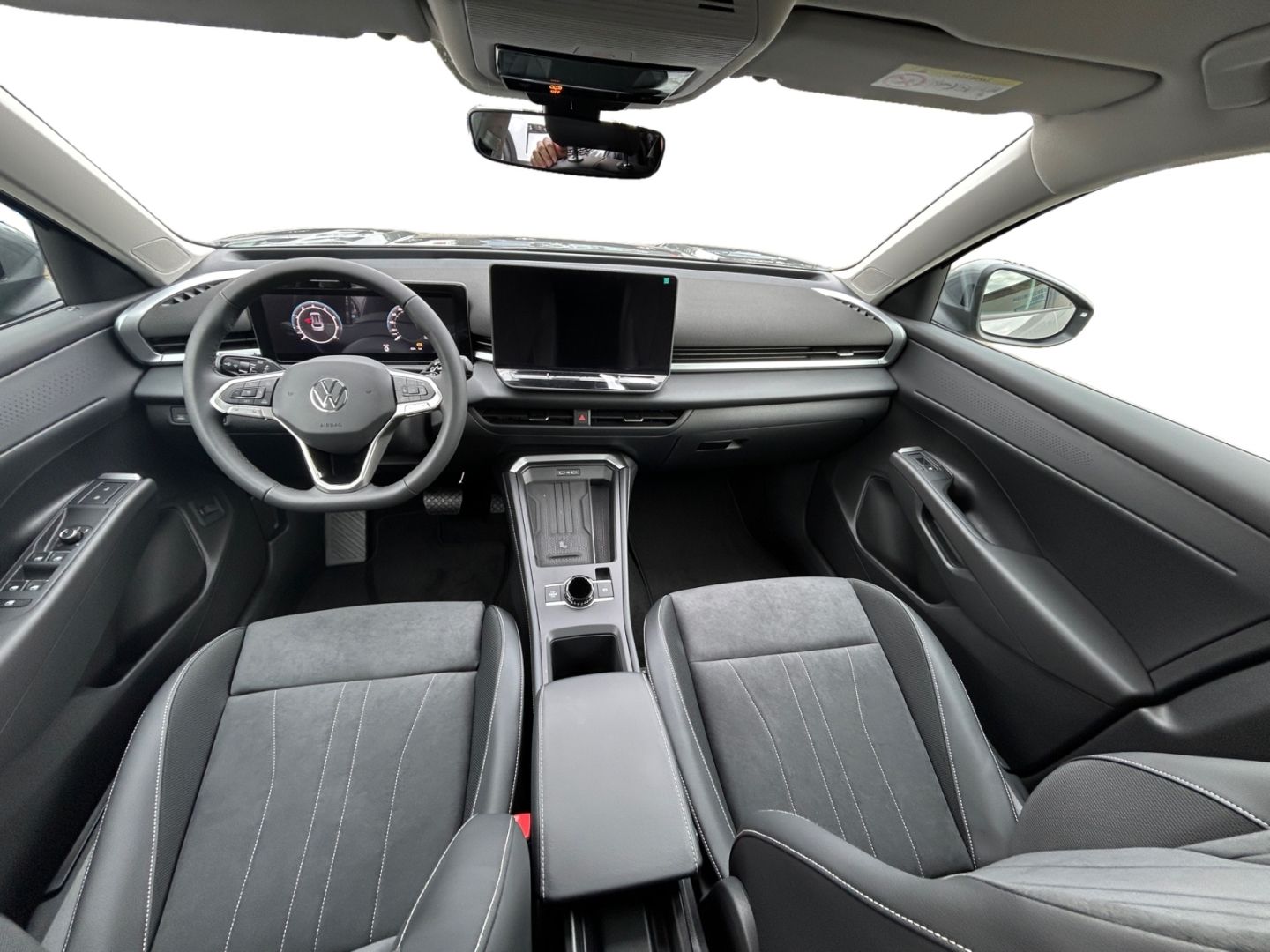 Volkswagen T-Roc - Bild 10