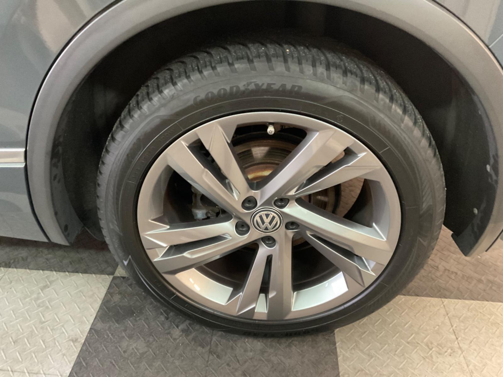 Volkswagen Tiguan R-Line, Navi, Kamera, ACC, SH, TÜV 08/28, миниатюра 26