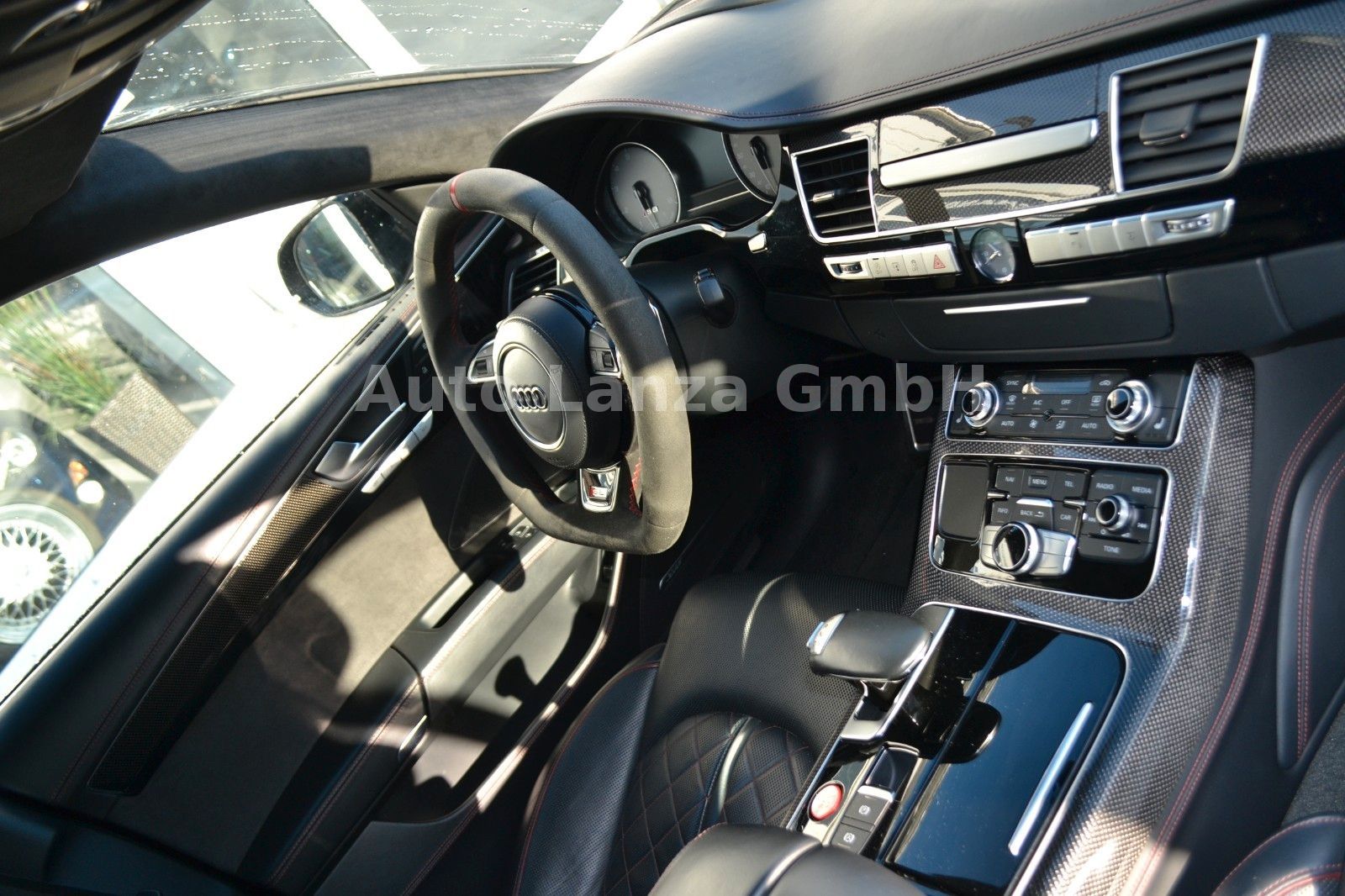 Audi S8 4.0TFSI quattro plus HD 21" LED CARBON KERAMI foto 30