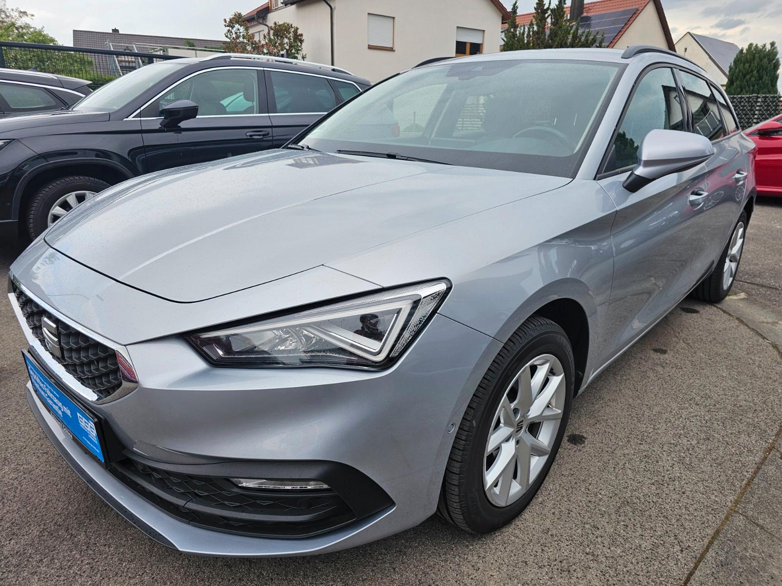 Seat Leon Sportstourer Style Navi ACC Kamera LED PDC