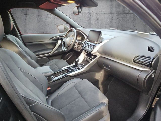 Eclipse Cross 2.4 MIVEC PLUS Hybrid 4WD