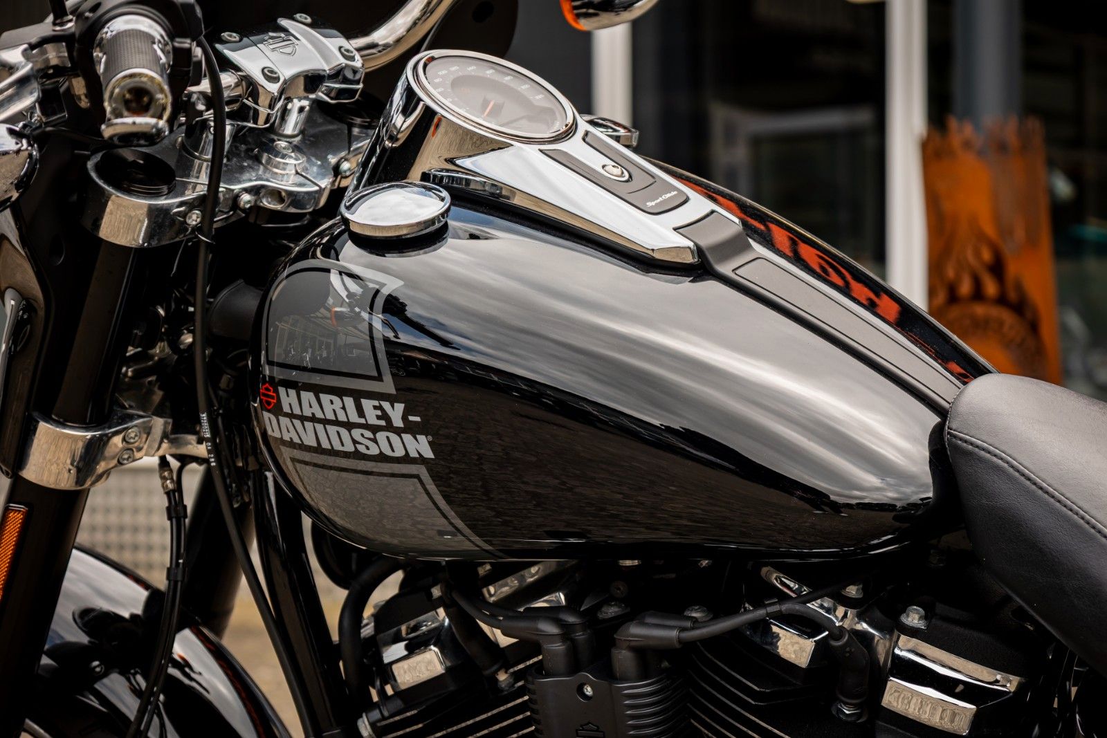 Fahrzeugabbildung Harley-Davidson FLSB Sport Glide 107 cui - Top gepflegt!