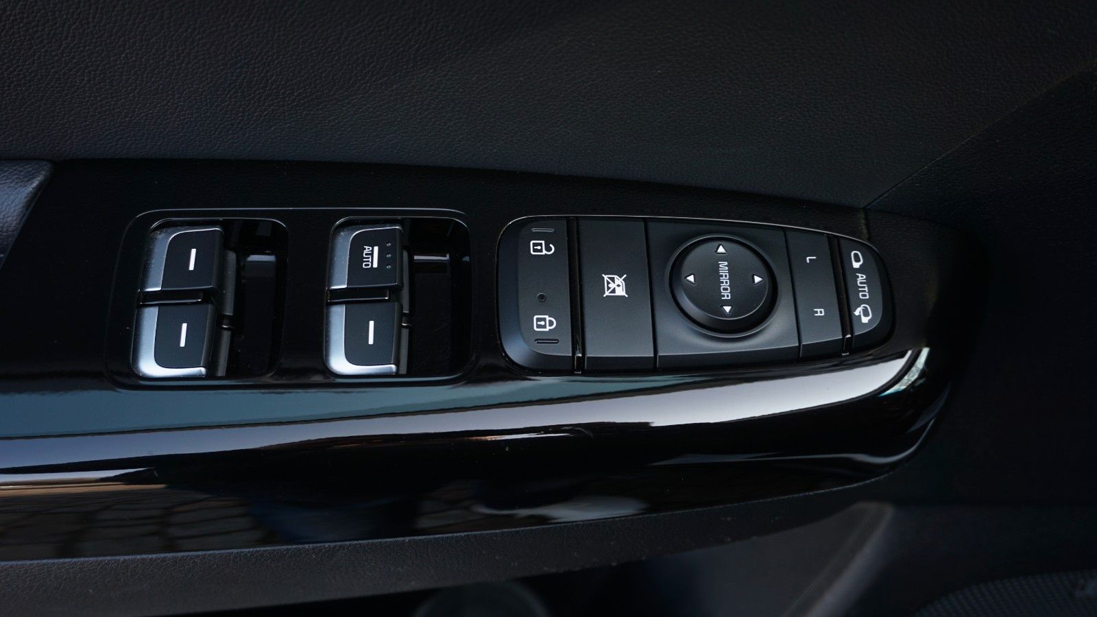 Kia Sportage Black Edition 4WD*JBL*Kam.*CarPlay*LED foto 20