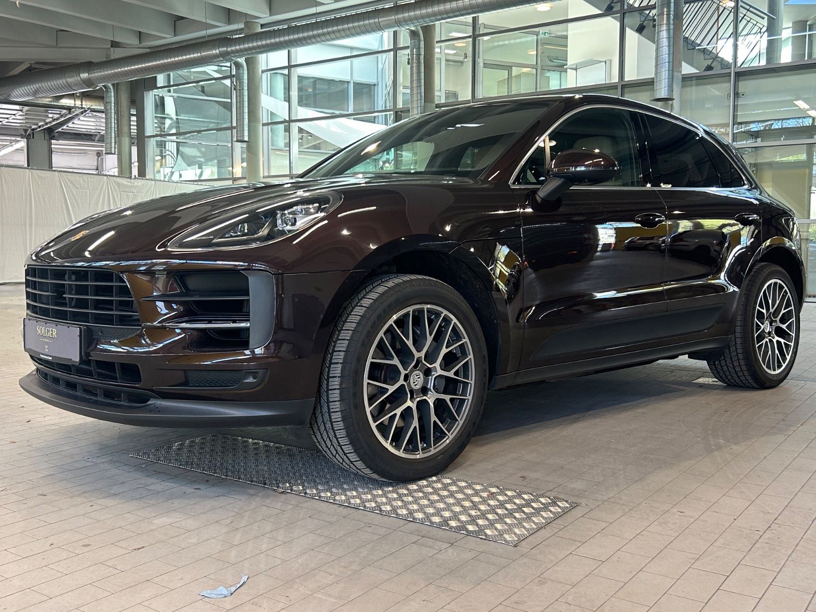 PORSCHE Macan aus Liebhaber Besitz mit Porsche SH