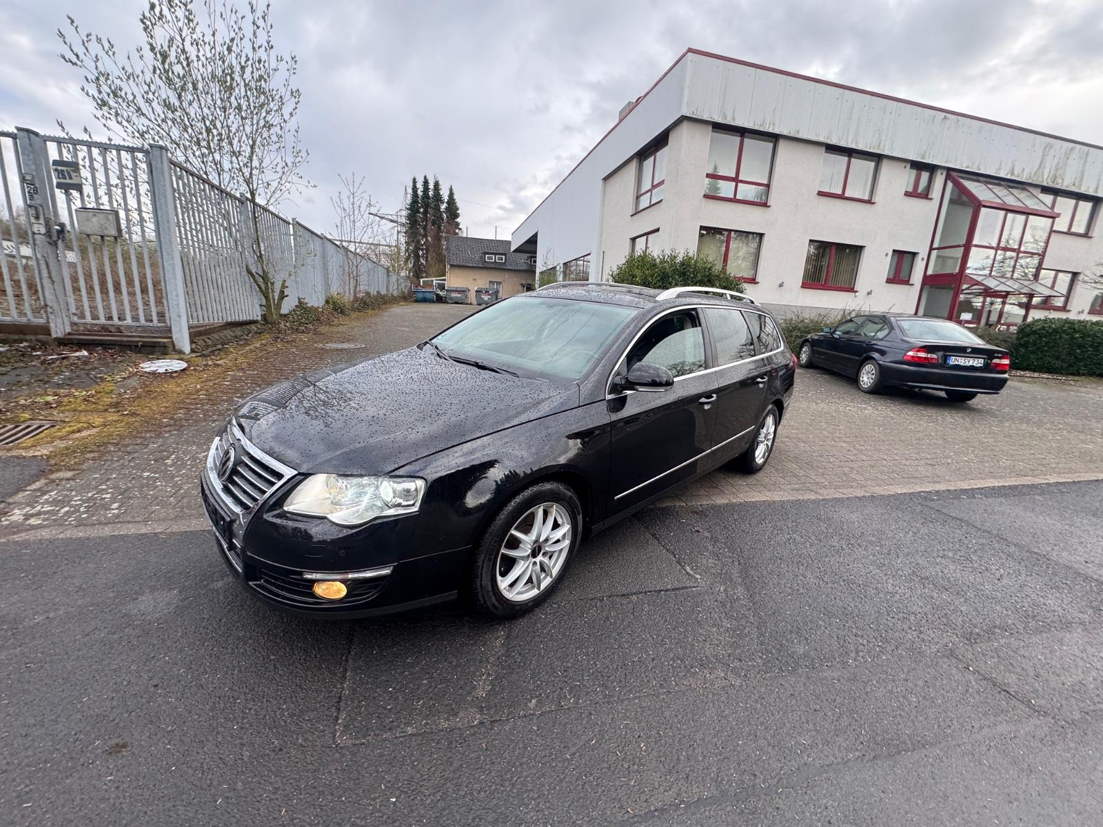 Volkswagen Passat Variant Highline Leder+Automatik+Alu+Klim