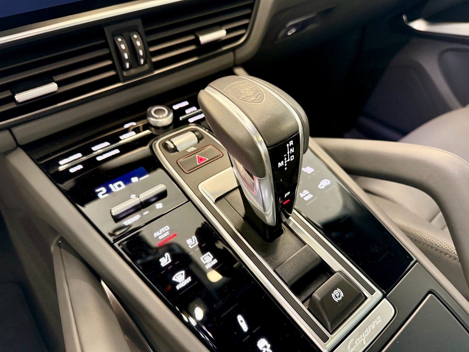 Fahrzeugabbildung Porsche Cayenne Coupe Turbo CarbonDesign/APPROVED