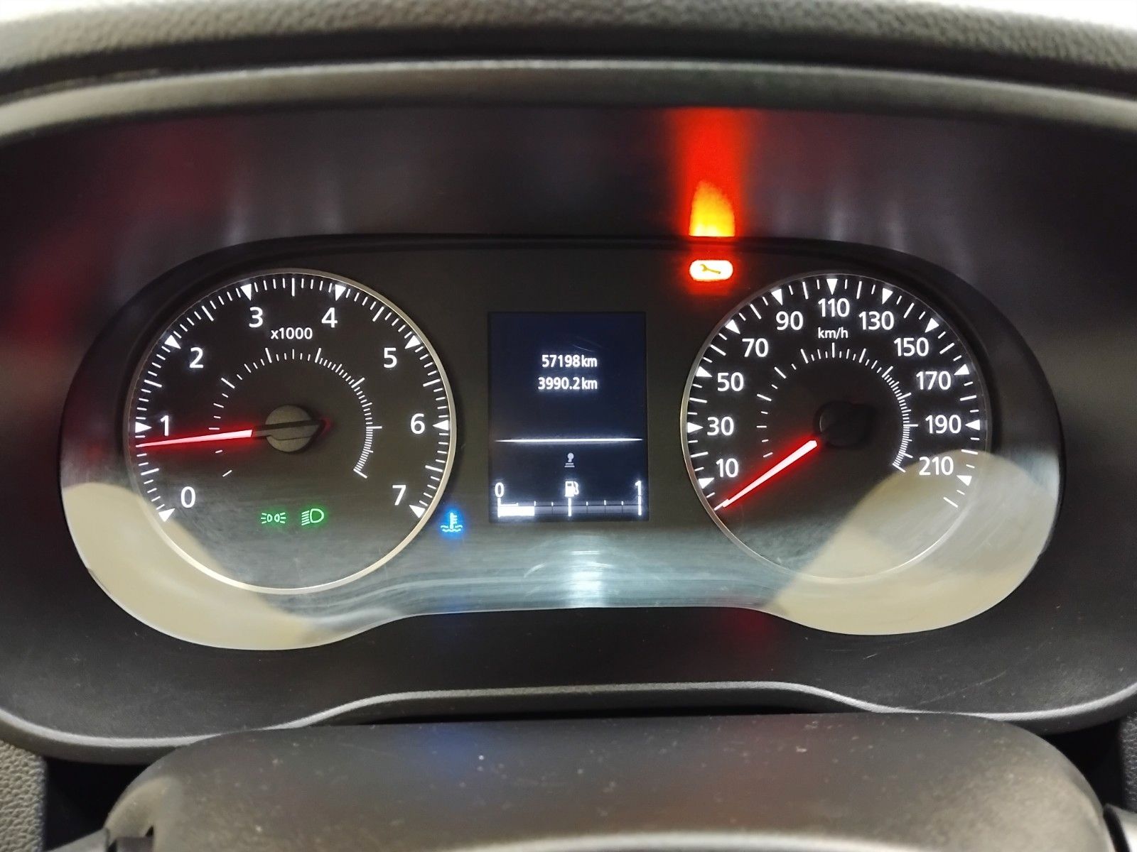 Dacia Duster (08/2022, Benzin)