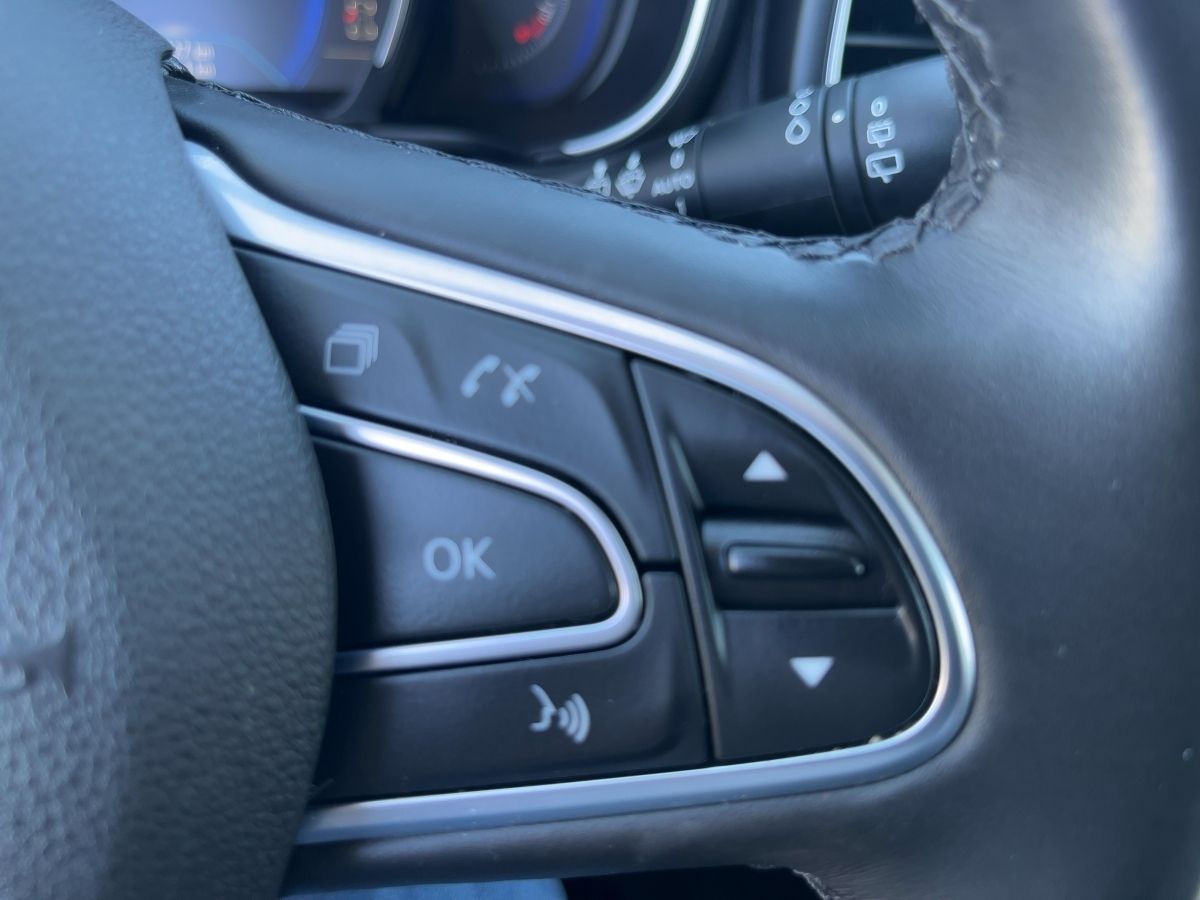 Fahrzeugabbildung Renault Koleos TECHNO TCe 160 EDC Kamera