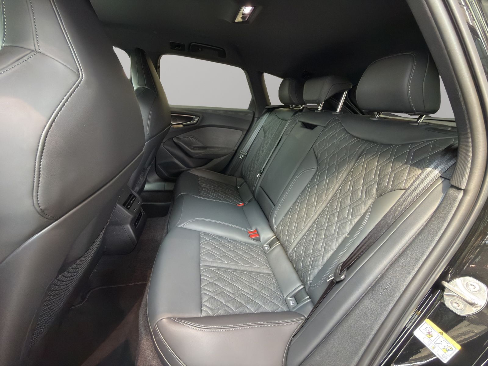 Audi S5 - Bild 17