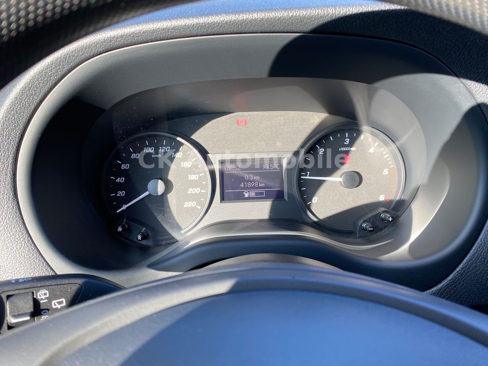 Fahrzeugabbildung Mercedes-Benz Vito Mixto 110CDI Kompakt/5 Sitze/Navi/Klima/AHK