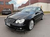 Mercedes-Benz Mercedes Benz CLK 350 AMG - gebrauchte Mercedes-Benz CLK 350 aus dem Jahr 2007