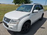 Suzuki Grand Vitara 1.9 DDiS X30 - Suzuki Grand Vitara mit Diesel-Antrieb: Leder, Allradantrieb, Geländewagen