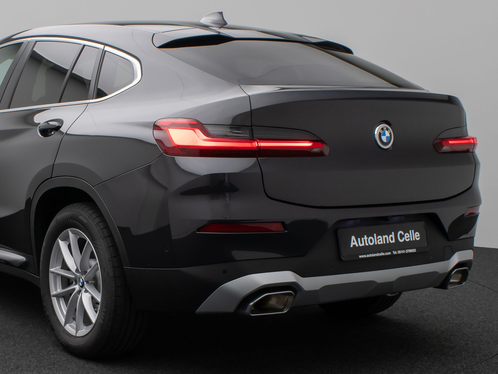 Fahrzeugabbildung BMW X4 xD20d 360°DAB HiFi Fernlichtassist AHK Sport