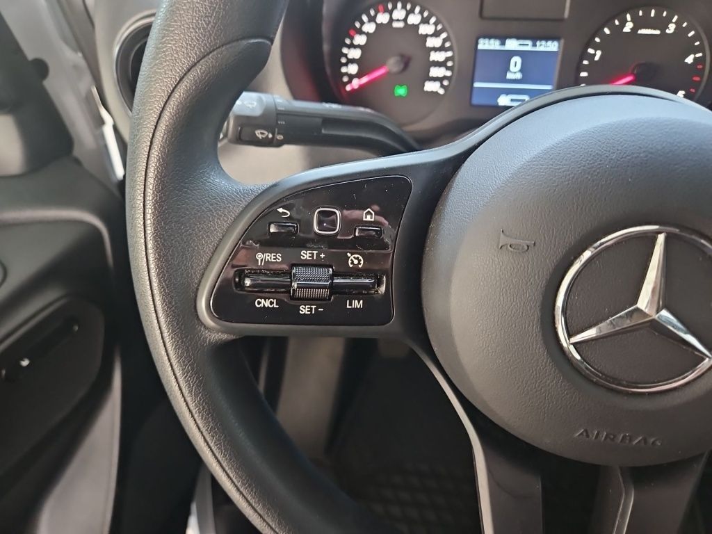 Fahrzeugabbildung Mercedes-Benz Sprinter 317 Kasten L2H2 360°Schwingsitz SHZ EDW