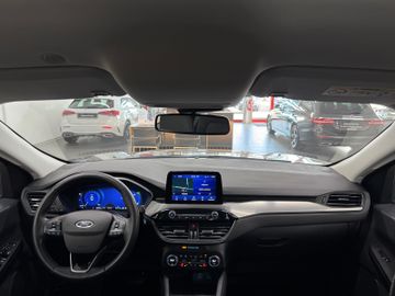 Ford Kuga - 10