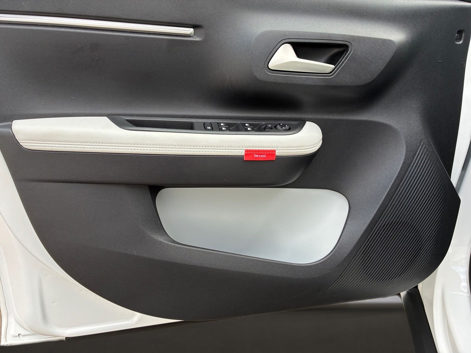 Fahrzeugabbildung Citroën C3 1.2T MAX Sitzhz,Kamera,Allwetter,Navi,LED