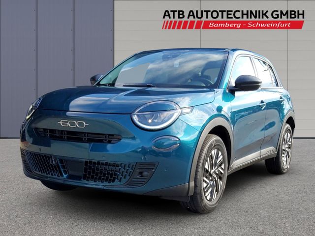 Fiat 600 SpecialEdition CarPlay Klima 360Grad PDC SHZ