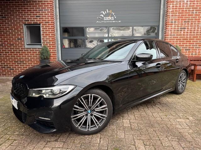 BMW 318i LIM. AUTOM,LED,DAB,M SPORT