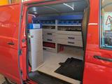 Volkswagen T5 Transporter m. Regalsystem - VW T5 Gebrauchtwagen in Mainz