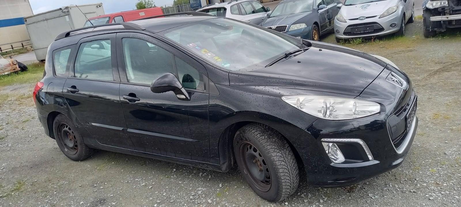 Peugeot 308 2014 — photo 12