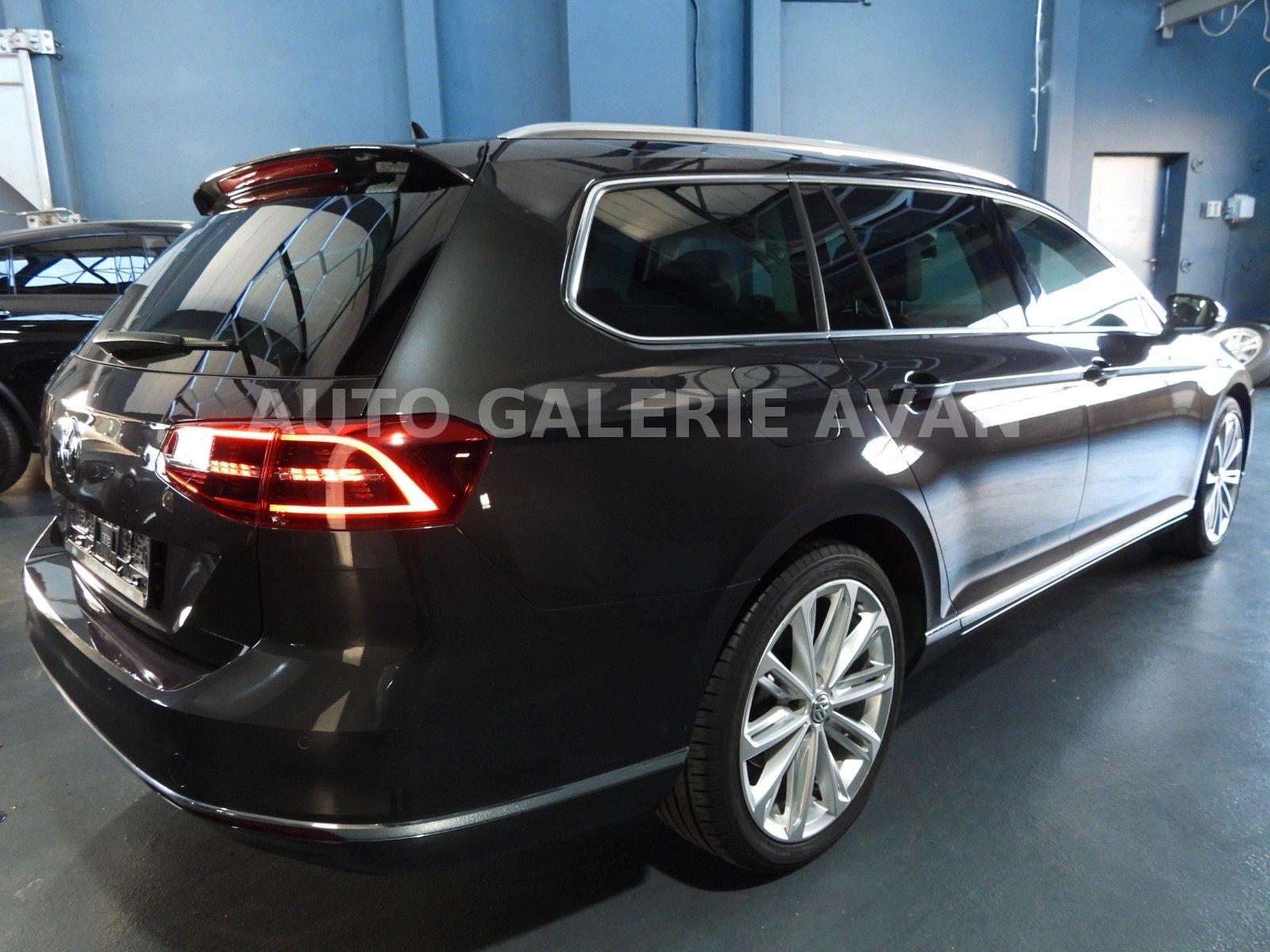 Volkswagen PASSAT VARIANT 1.5 TSI HIGHLINE