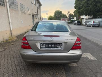 Mercedes E 200 - 6