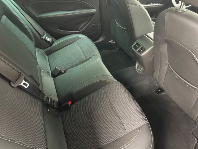 Fahrzeugabbildung Opel Insignia B Sports Tourer Dynamic 4x4 Aut.+Navi+