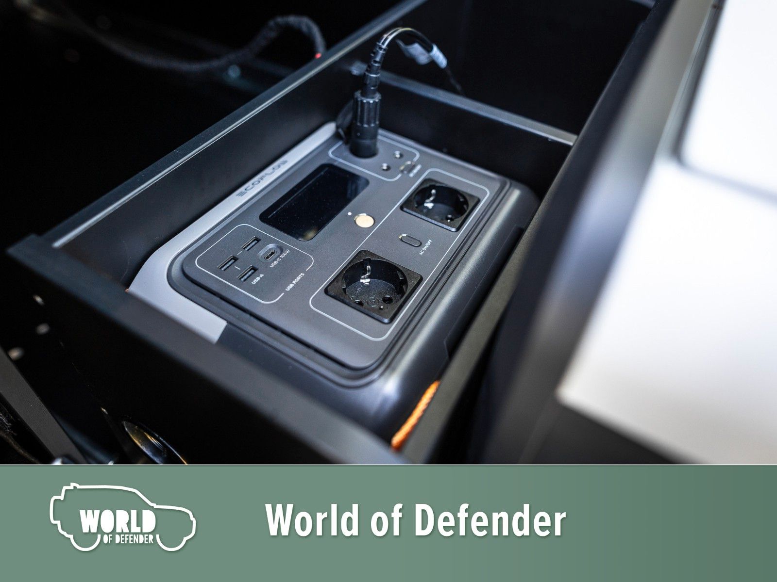 Fahrzeugabbildung Land Rover Defender 130 D250  X-Dynamic SE Basecamp Edition